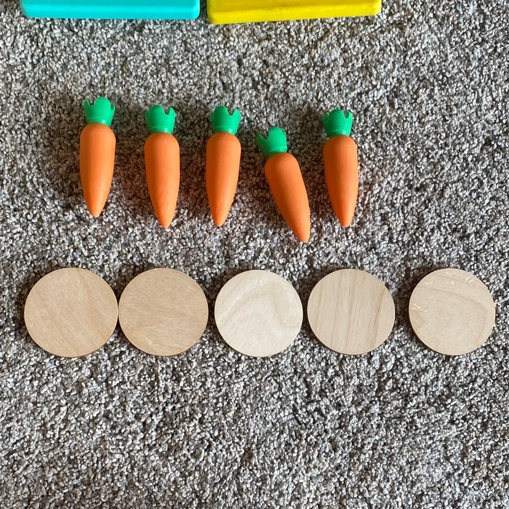 Lovevery Carrot and Coin Box Set - Picture 6 of 7